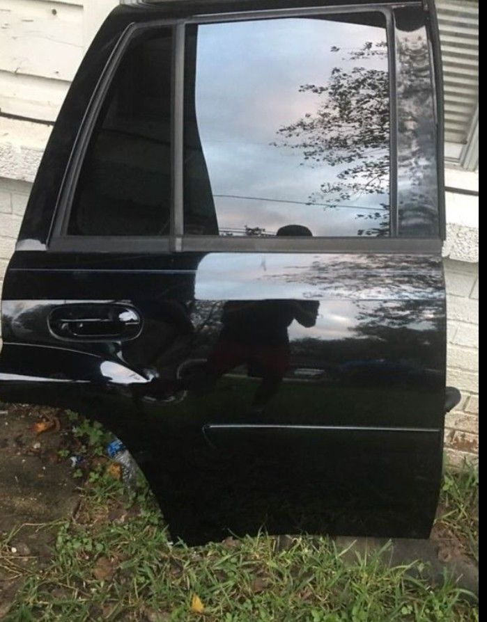 Trailblazer doors