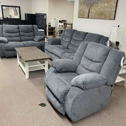 🪶💲39 Down Payment. IN STOCK Tulen Gray Reclining Living Room Set

by Ashley Furniture Thumbnail