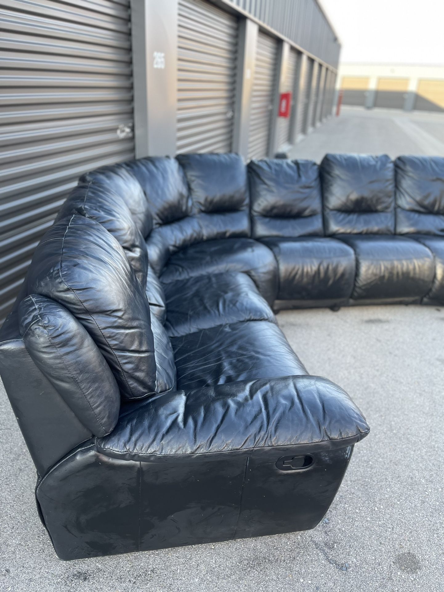 Reclining Sectional - Free Delivery