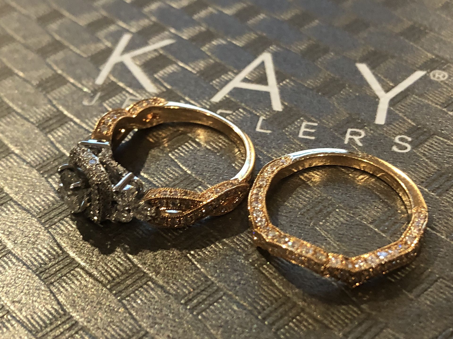 Neil Lane 14 Karat Engagement Ring With Wedding Band Size 6.5