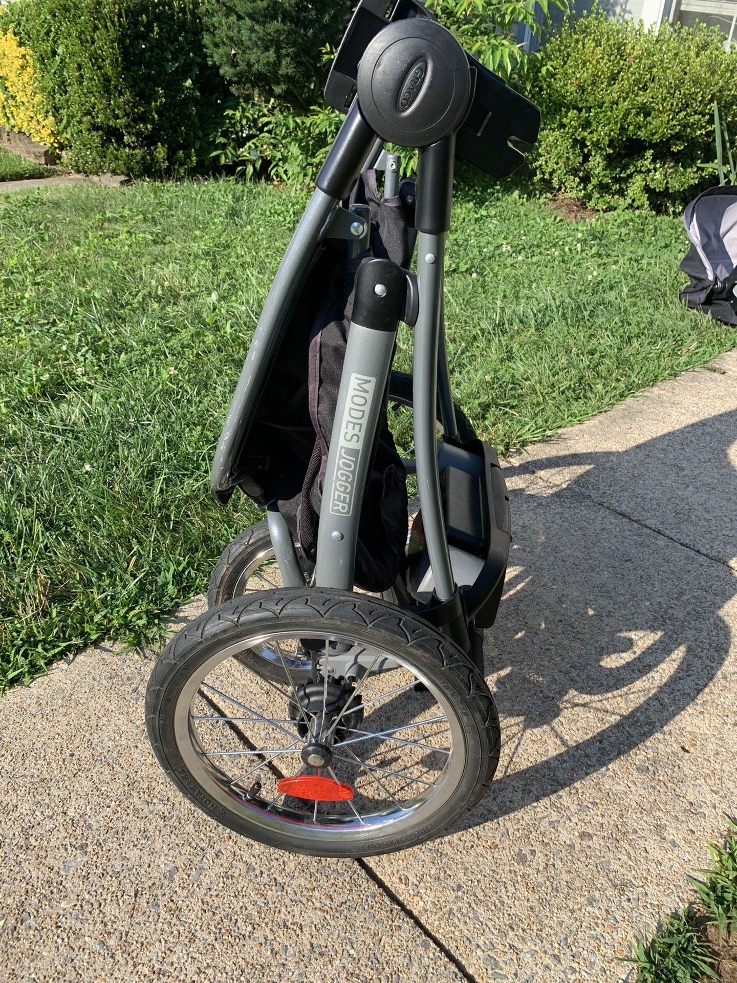 Graco foldable jogger stroller 3 in 1
