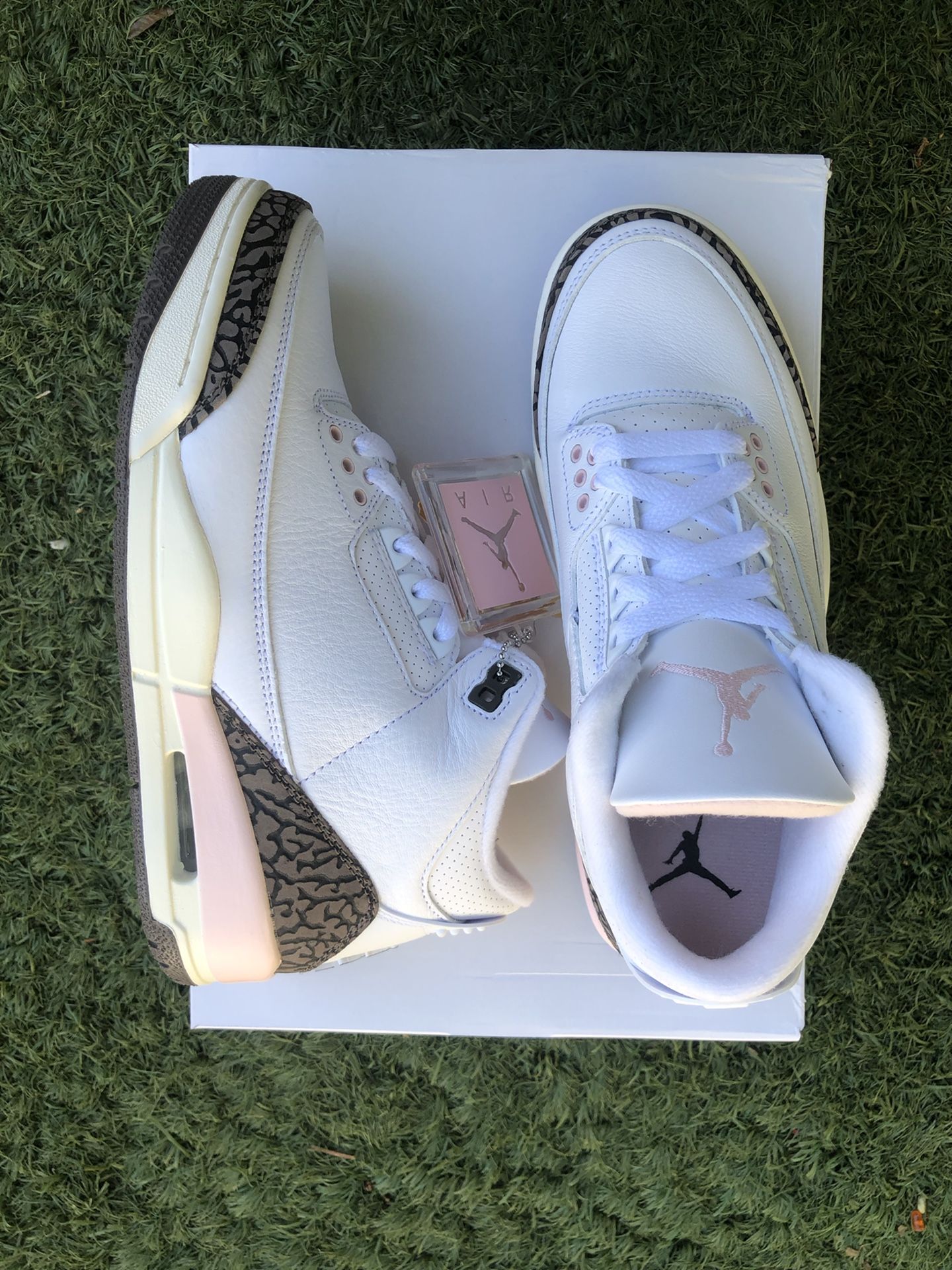 Air Jordan 3 “Dark Mocha” Multiple Sizes