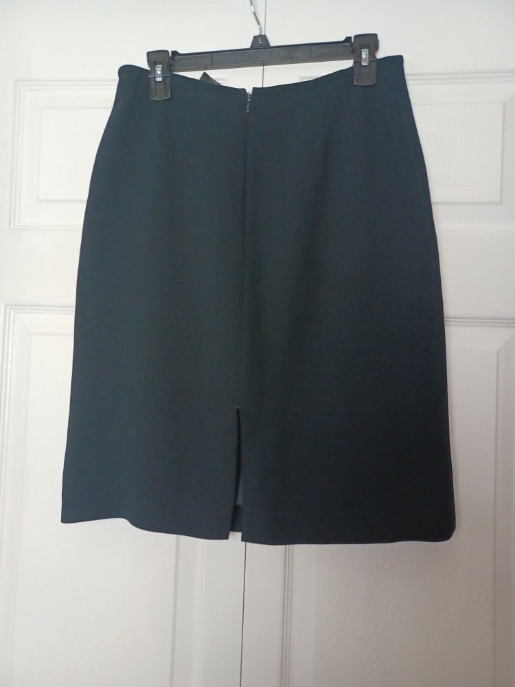 Women's Black Pencil Skirt Size 6Pre-owned