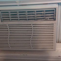 8000 BTUS Used GTE Used Airconditioner Thumbnail