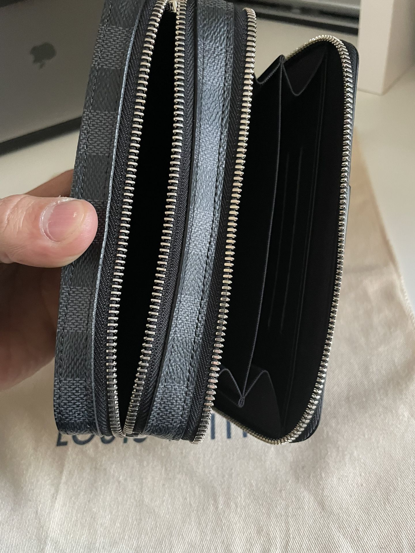 Louis Vuitton - Mens Small Bag