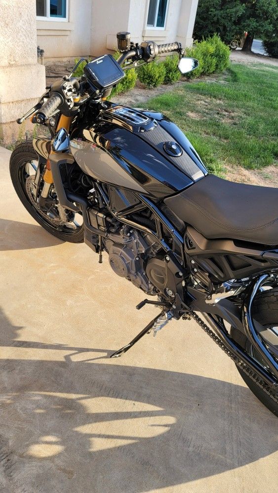 2019 Indian Ftr 1200s