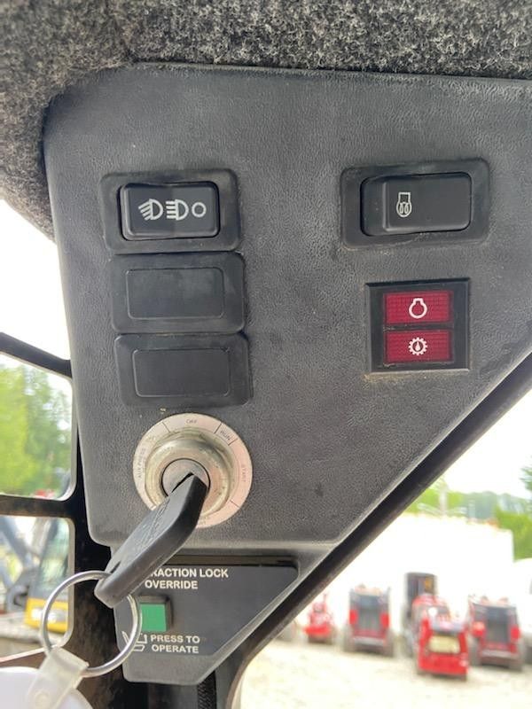 Bobcat Skid Steer 873 Loader Low Hours