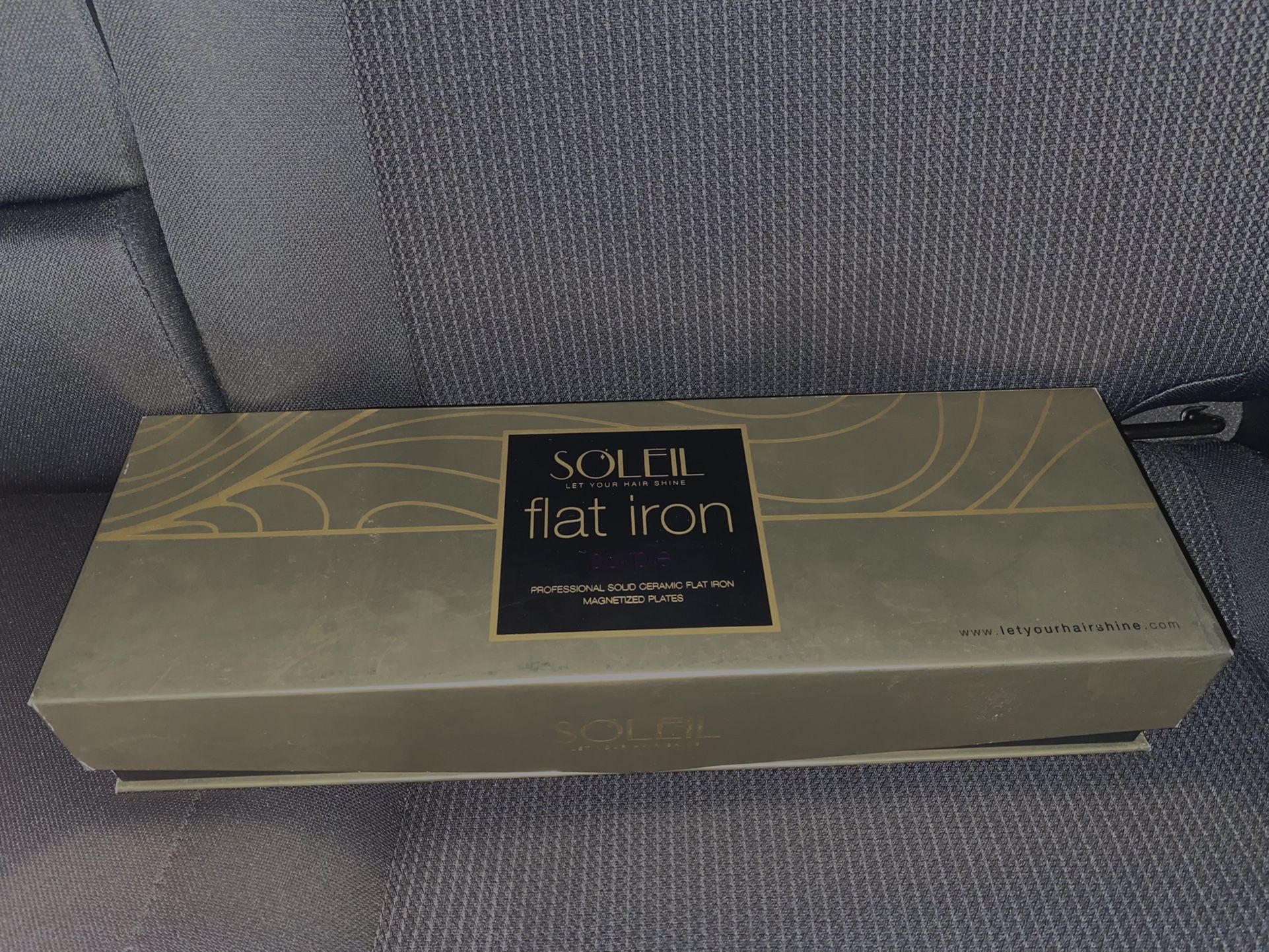 New SOLEIL flat Iron Purple