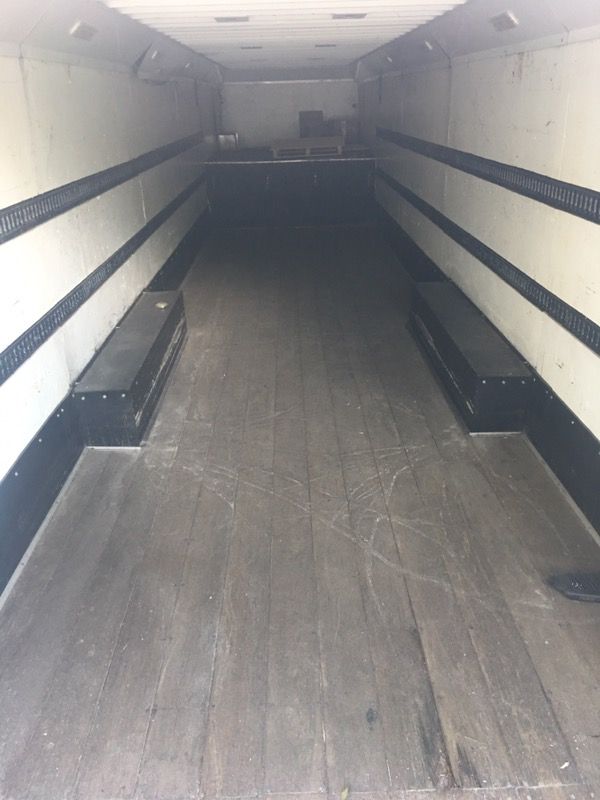 1999 enclosed trailer 2 cars