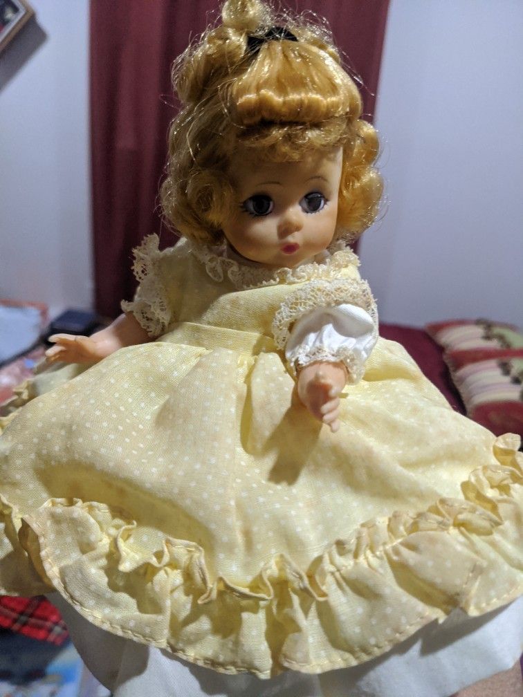 Madame Alexander Amy Vintage Doll