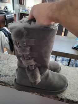 Ugg Boots Size 7 Near Mint Thumbnail