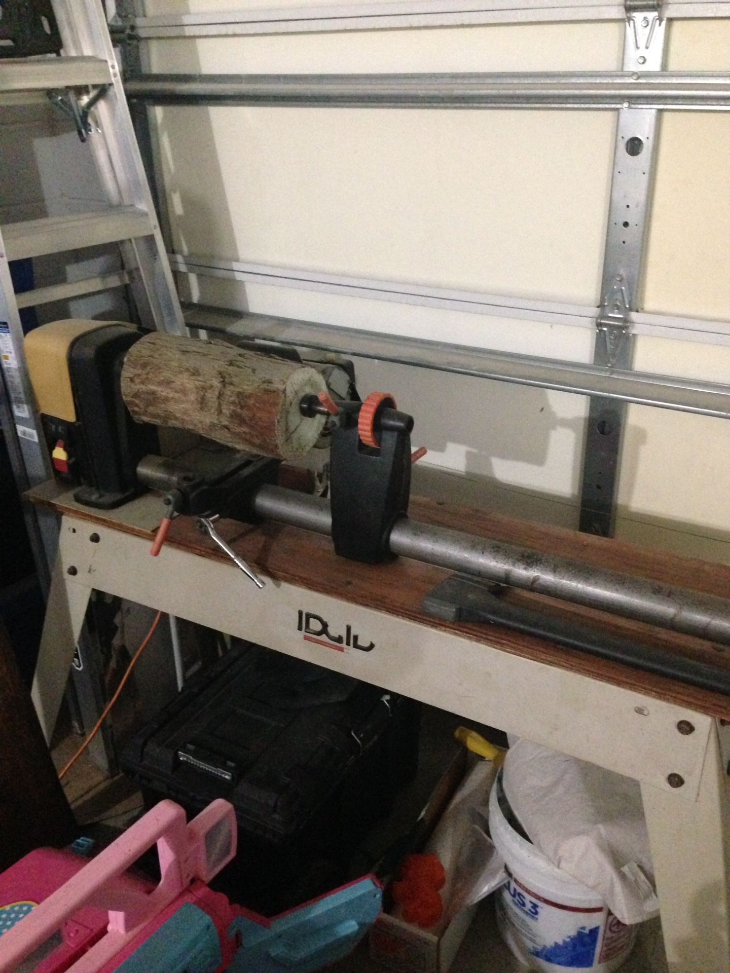 RIDGID Wood Lathe 12" with stock stand great condition for Sale in Port