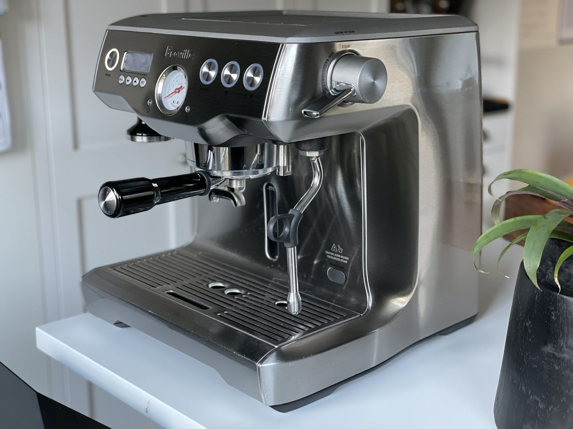 Breville Dual Boiler 920xl espresso machine for Sale in Seattle, WA
