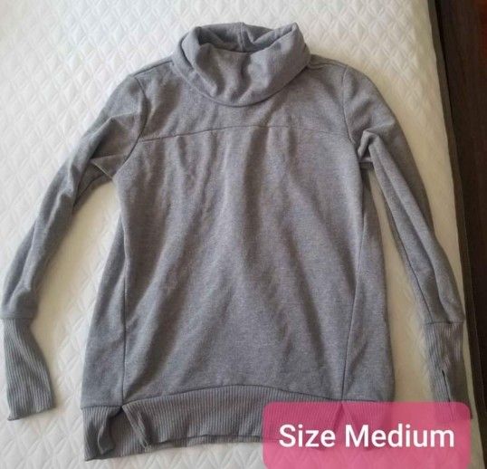 Womens activewear