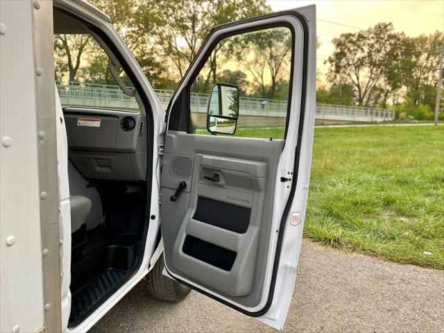 2014 Ford Econoline Commercial Cutaway