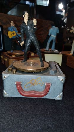 Elvis Presley Music Boxes and Elvis Presley Collector's Glass Plate Thumbnail