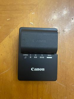 Canon EOS 80D DSLR Camera & Lenses EF 75-300mm, EFS 18-135mm Thumbnail