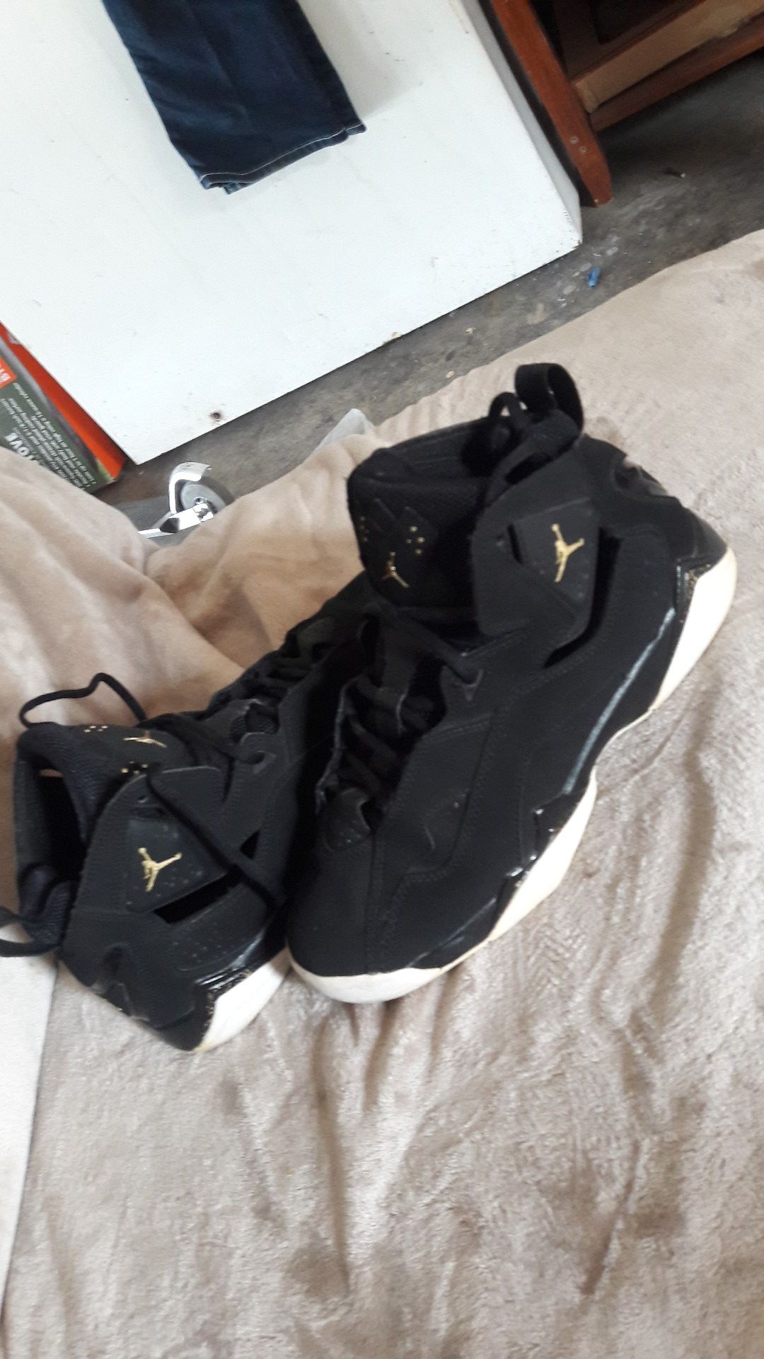6.5y size 7.5 women