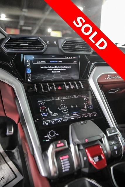 2020 Lamborghini Urus