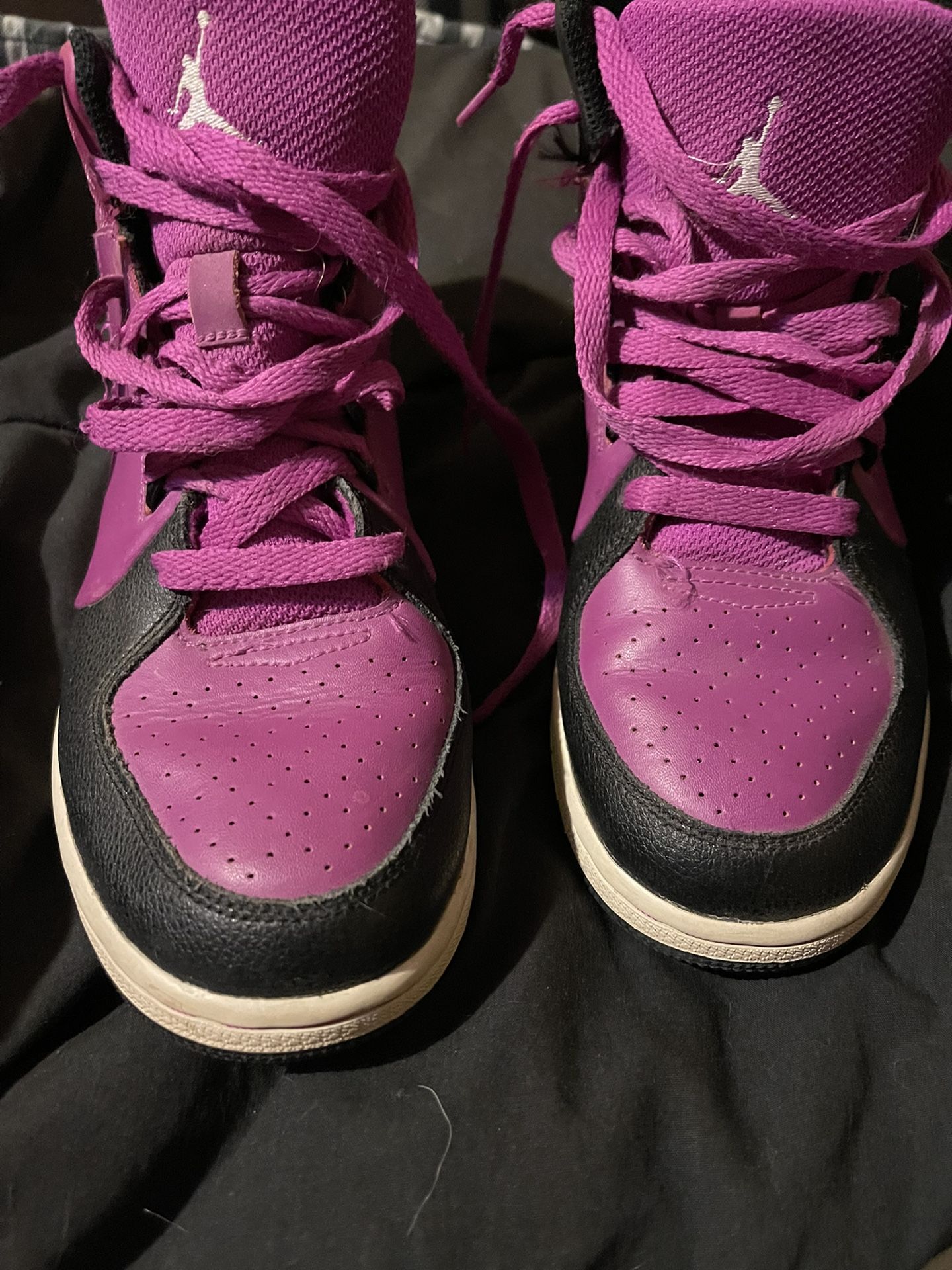 Jordans Size 6 Y