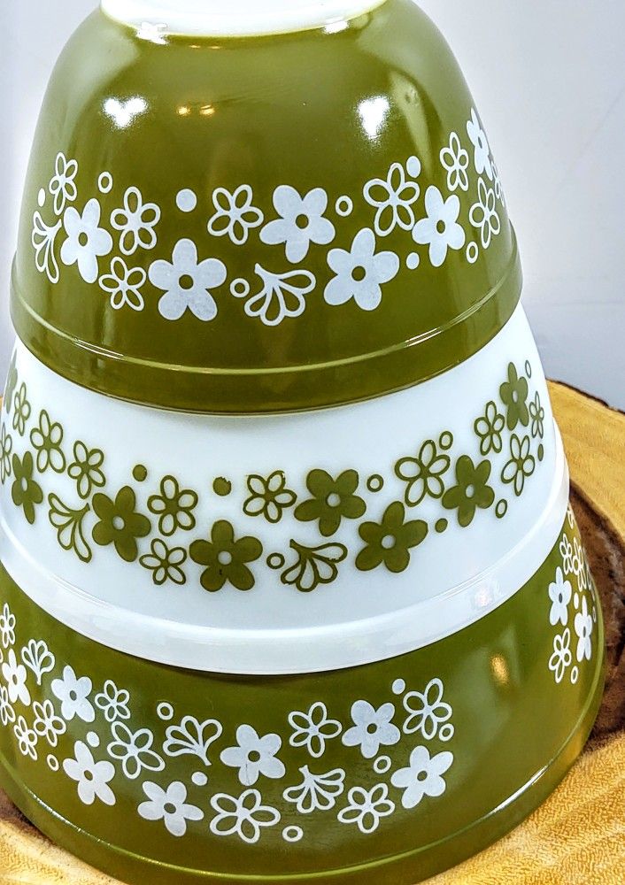 Pyrex Spring Blossom Mixing Bowls (3)