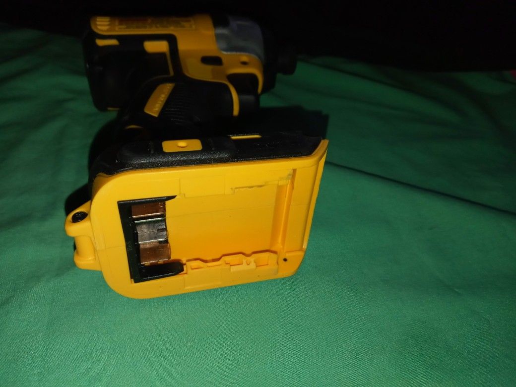 DeWalt DCF 787 Power Drill 20-volt Max New