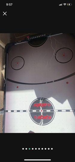 Stats Air Hockey Table In Mint Condition  Thumbnail