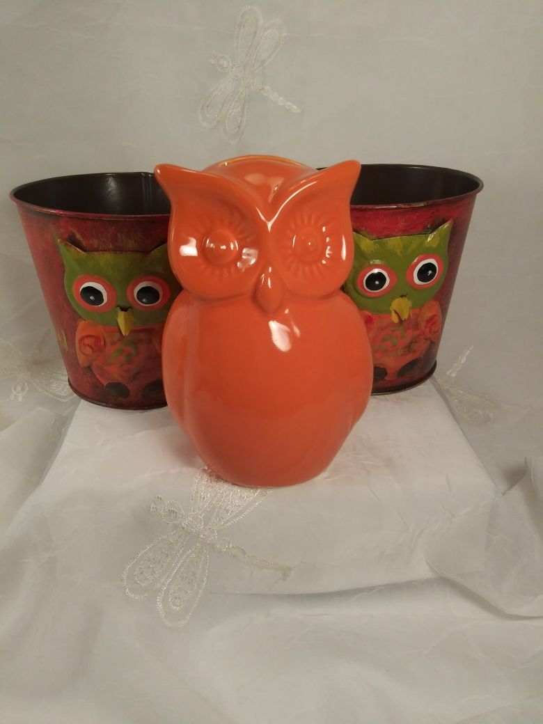Owl Decor Bucket Bank