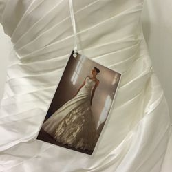 Essense Of Australia Wedding Gown - NEVER WORN  Thumbnail
