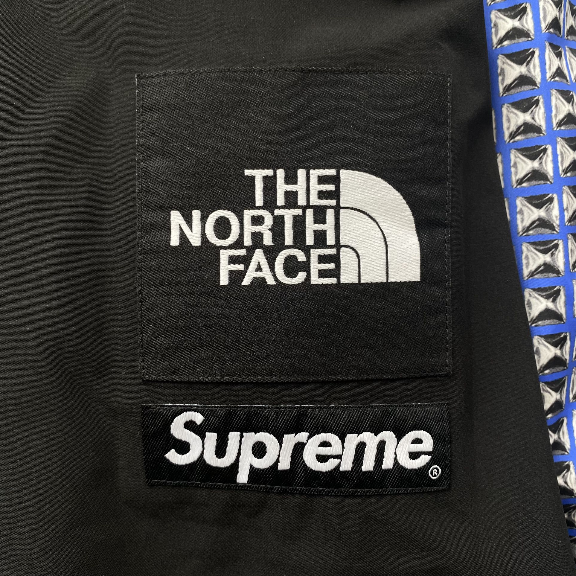 SS21 Supreme x The North Face Mountain Light Parka Royal Large