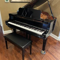 Yamaha Baby Grand Piano - With Auto Play Thumbnail