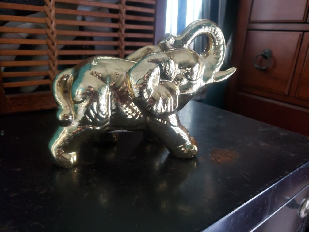 Gold Elephant