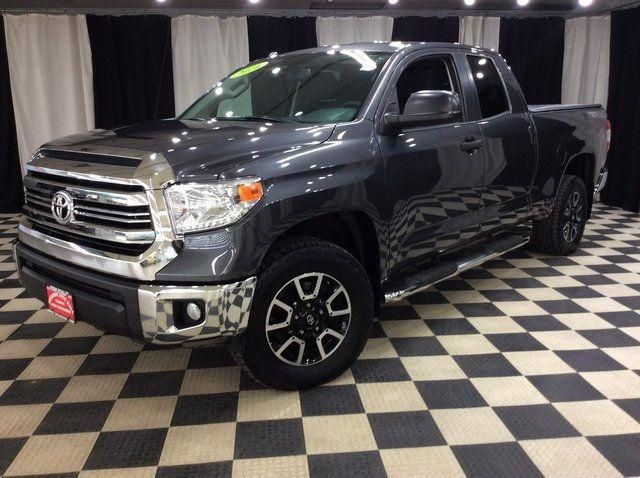 2016 Toyota Tundra 4WD Truck