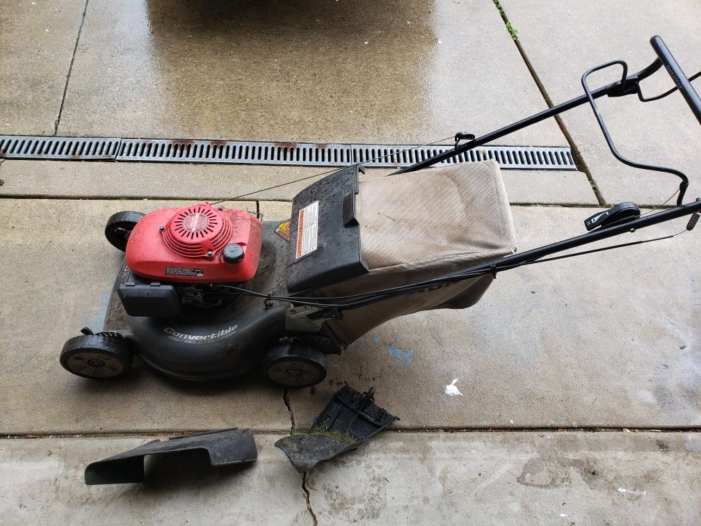 Honda lawn mower Harmony II HRT216 PARTS/FIX for Sale in Northlake, IL