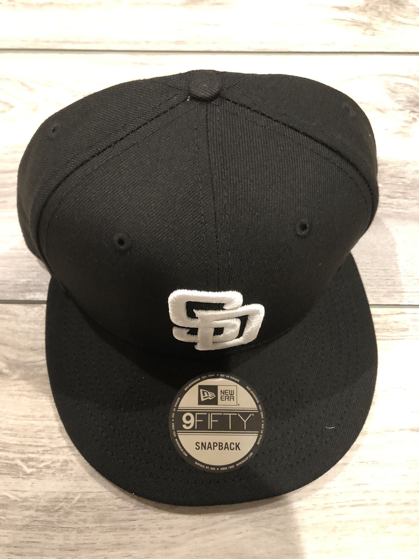 San Diego Padres New era snapback hat 🧢 