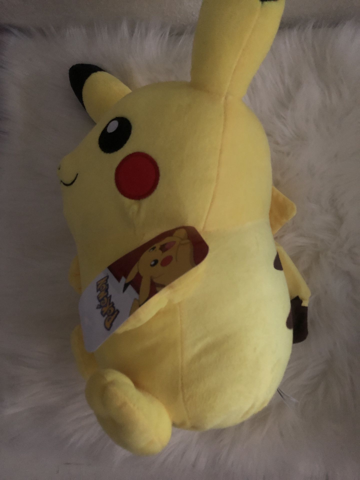 BRAND NEW Officially Licensed Large Jumbo Pokémon Pikachu Plush