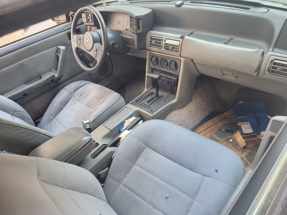 1987 Ford Mustang