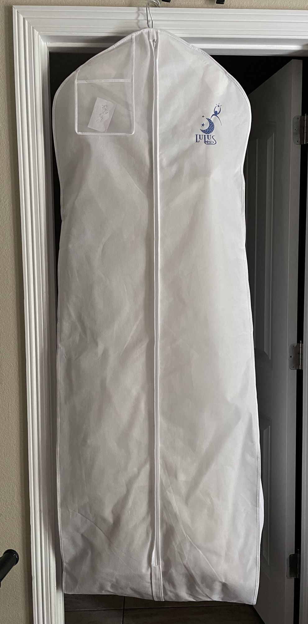 Never Worn, Brand New Wedding Dress