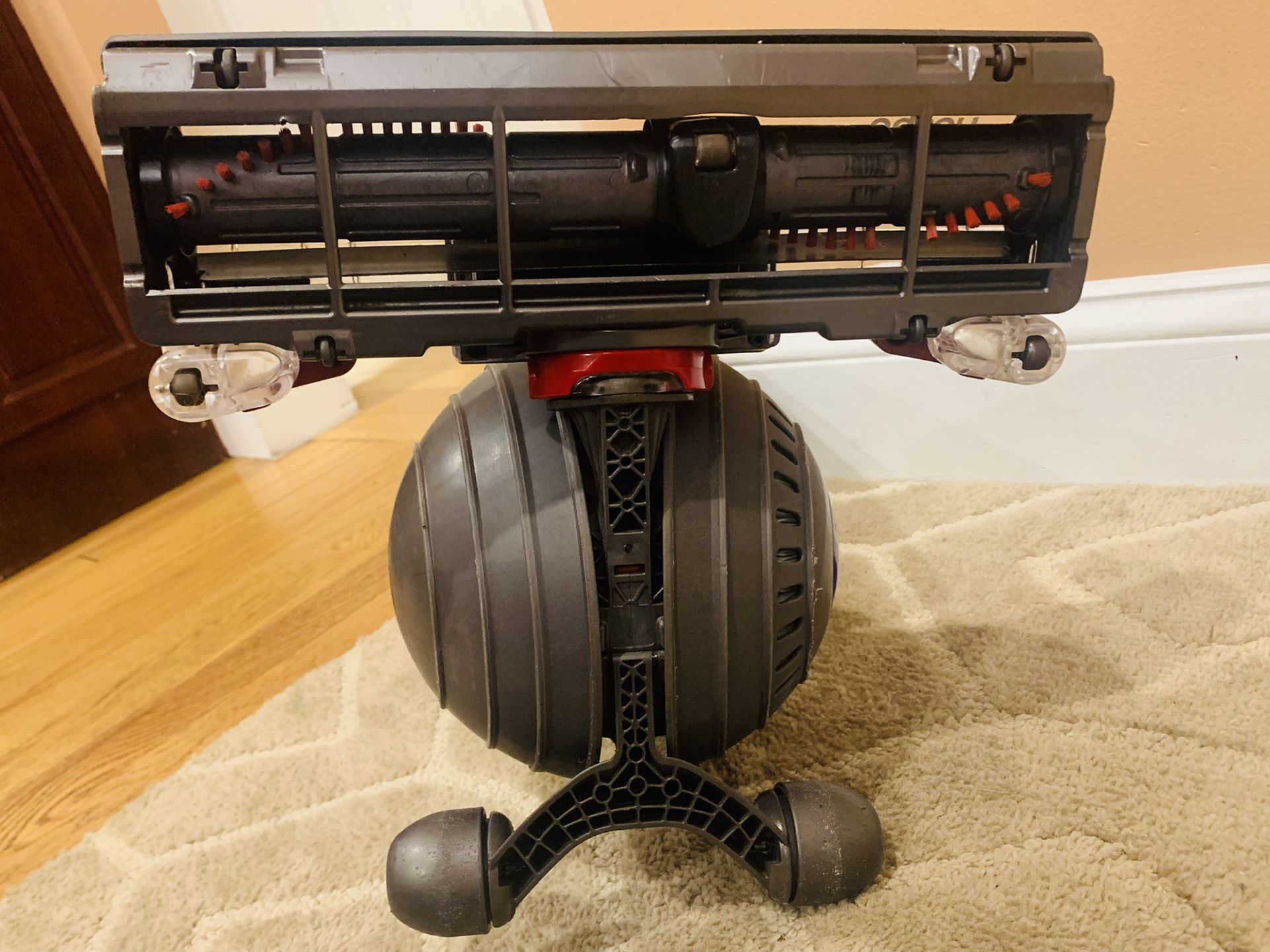 Dyson DC 40 vacuum cleaner