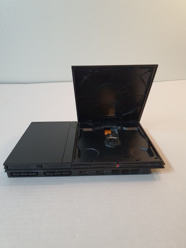 Sony PlayStation 2 Slim Console (SCPH-77001) PS2 System, Tested/Working .. Condition is "Used".
Same Day Shipping, Don't forget to check out my other