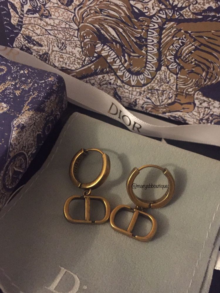 Cuff Earrings