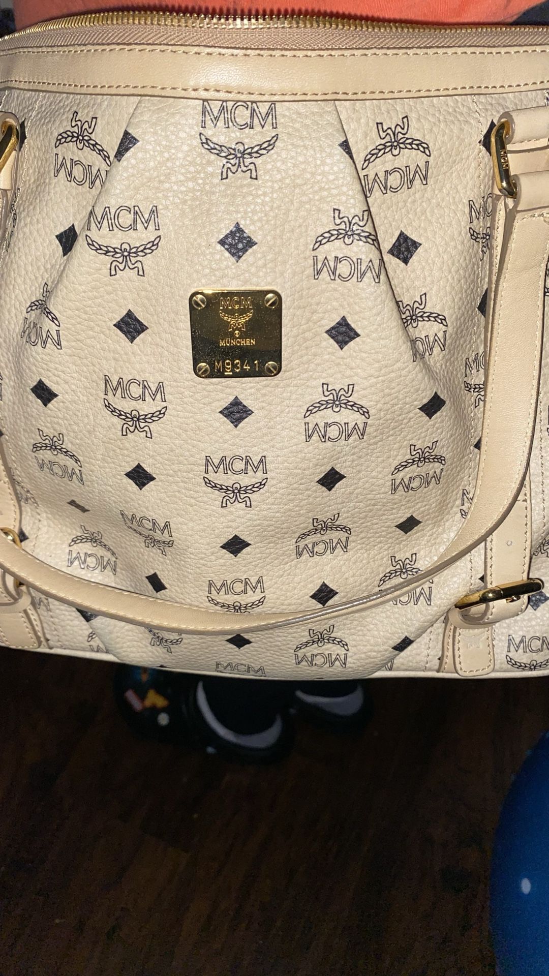 MCM Viesto Tote Bag, Gold