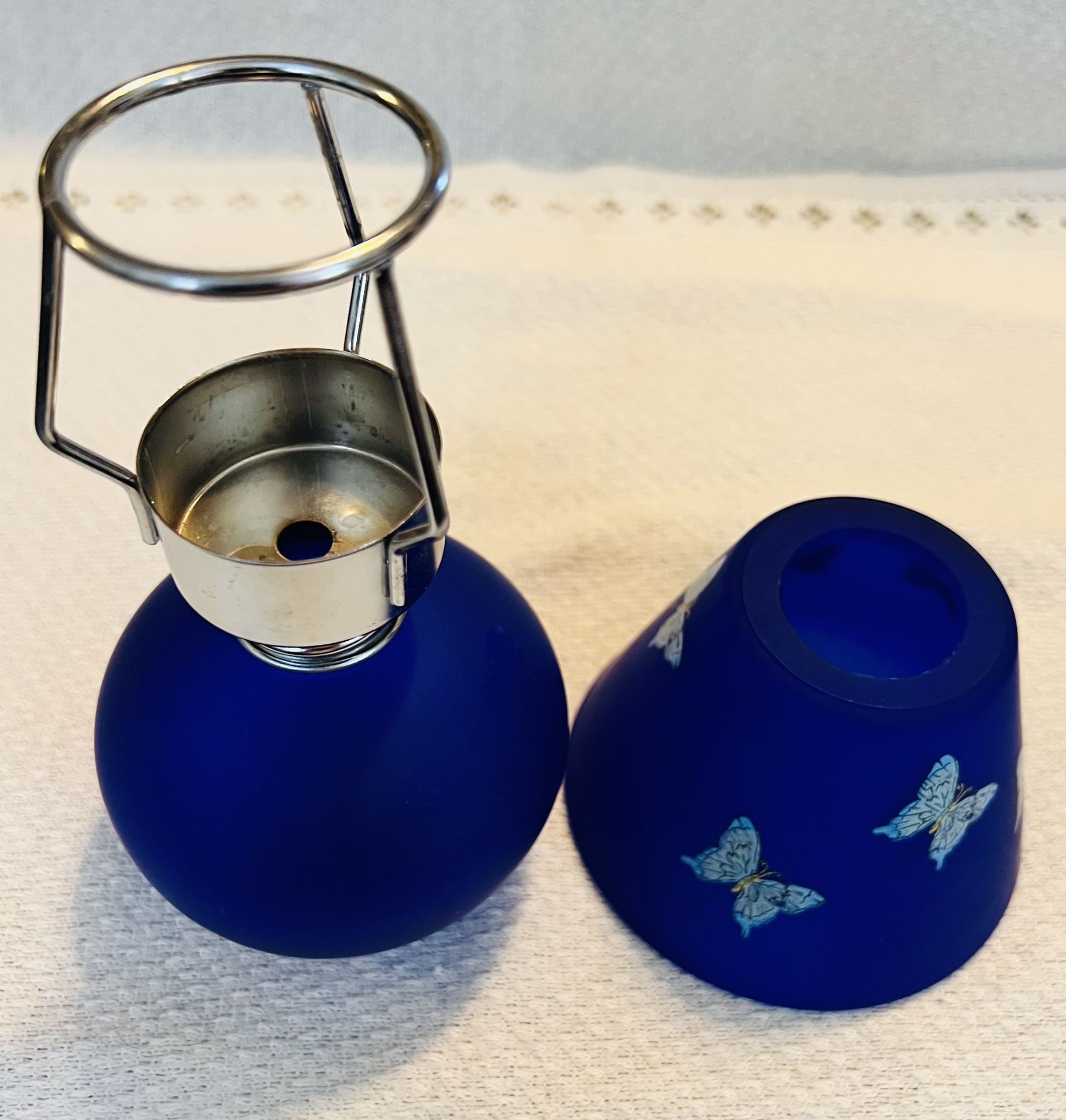 PRETTY VINTAGE COBALT BLUE BUTTERFLY FAIRY TEA LAMP