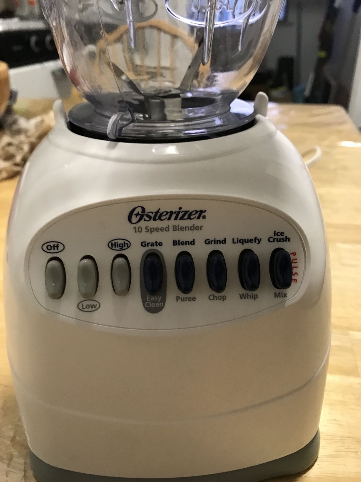 User friendly blender. Easy to use and your smoothie will be ready in a few mins.