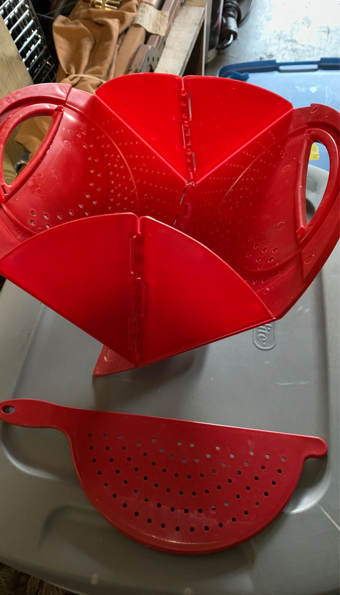 Large Folding Colander Strainer Dish Drainer SPACE SAVER RV Camper Lori Greiner