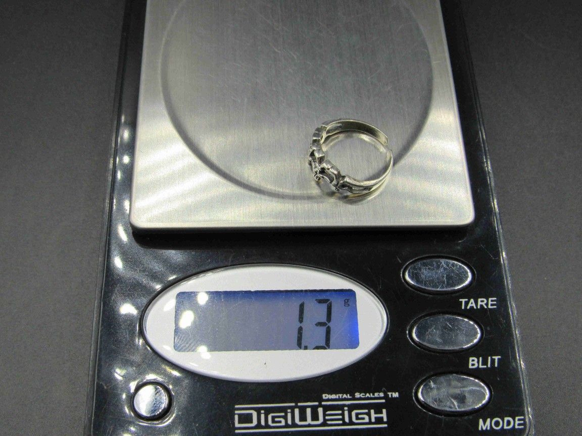 Size 3.25 Sterling Silver Kids Holding Hands Toe Band Ring Vintage Statement Engagement Wedding Promise Anniversary Bridal Cocktail