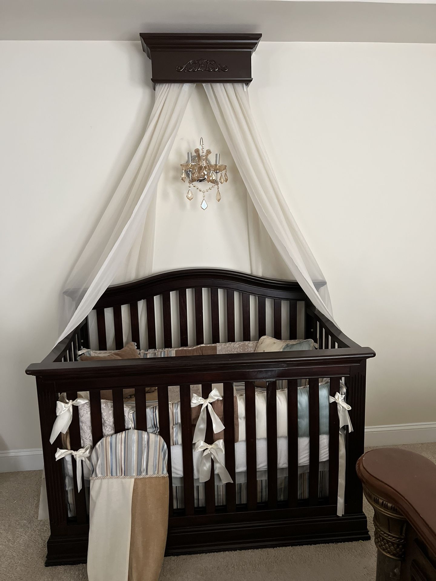 Crib & Bedding