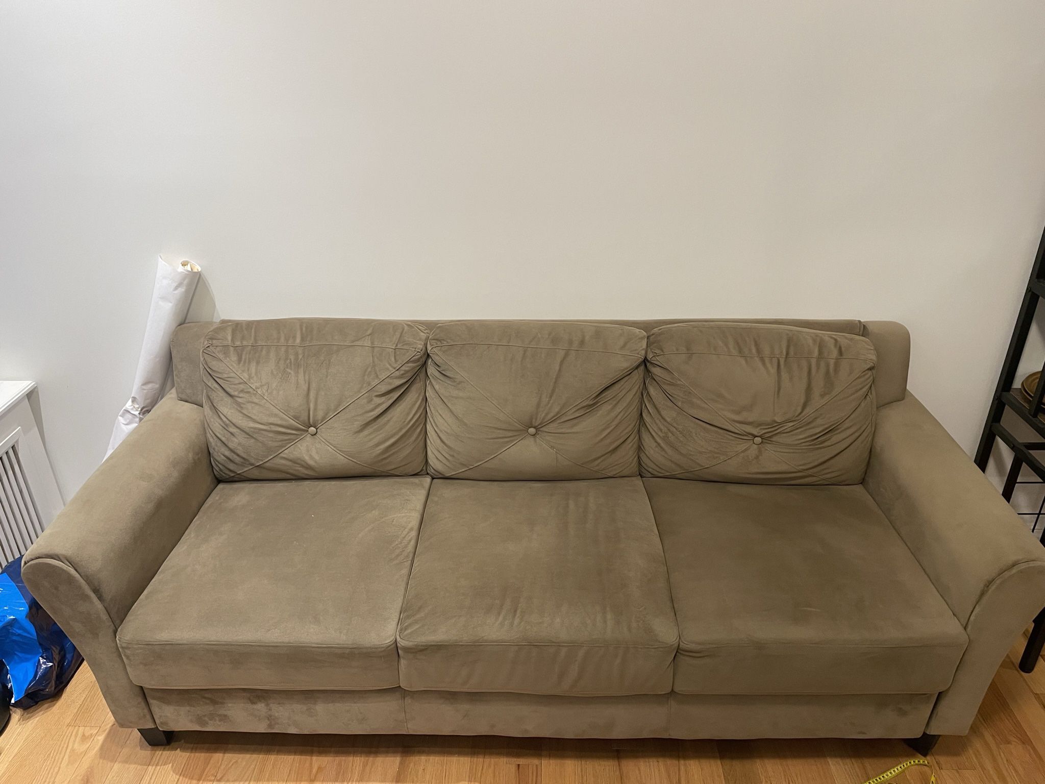 Suede Three Seat Sofa (Easy To Disassemble)