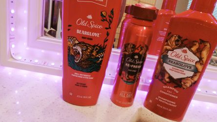 Brand New Matching Old Spice Set Thumbnail