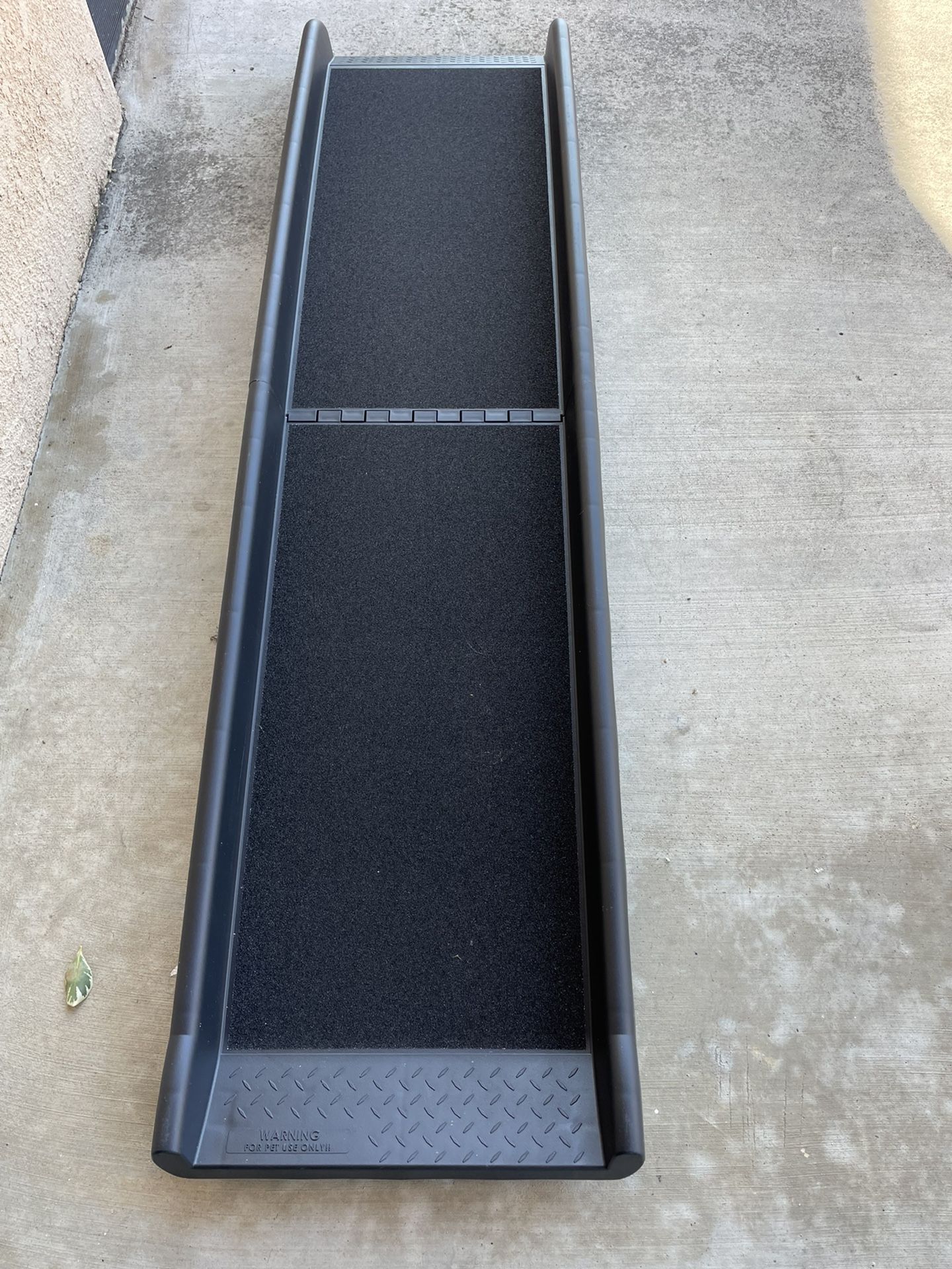 Folding Plastic Dog Ramp